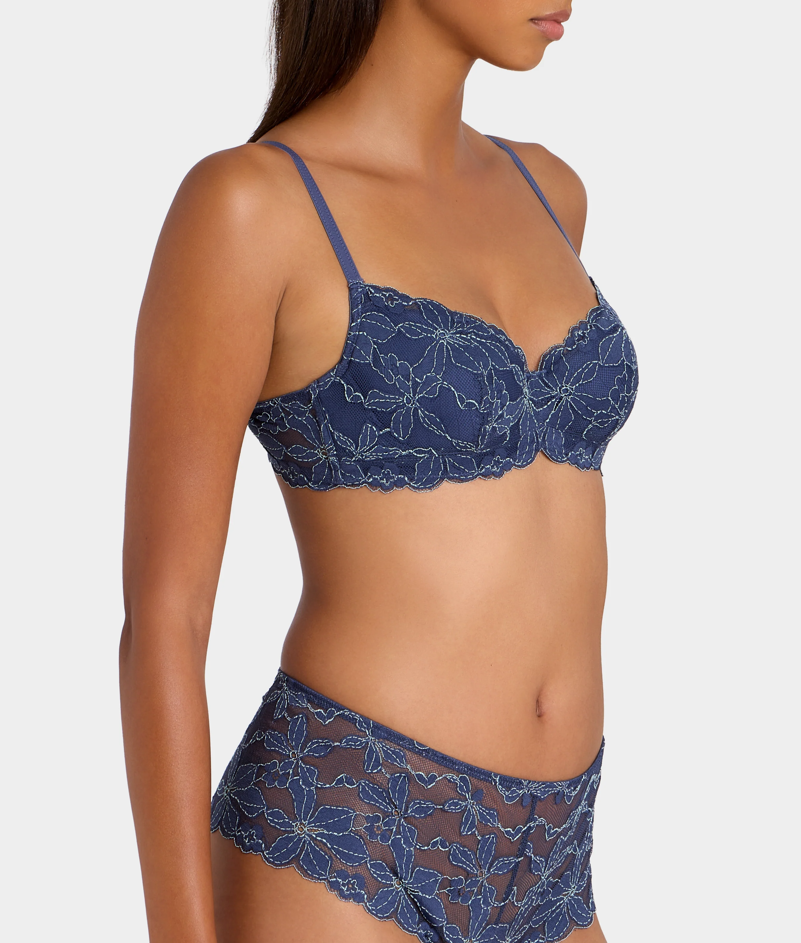 Feeling Famous Balconette Bra - Image 3