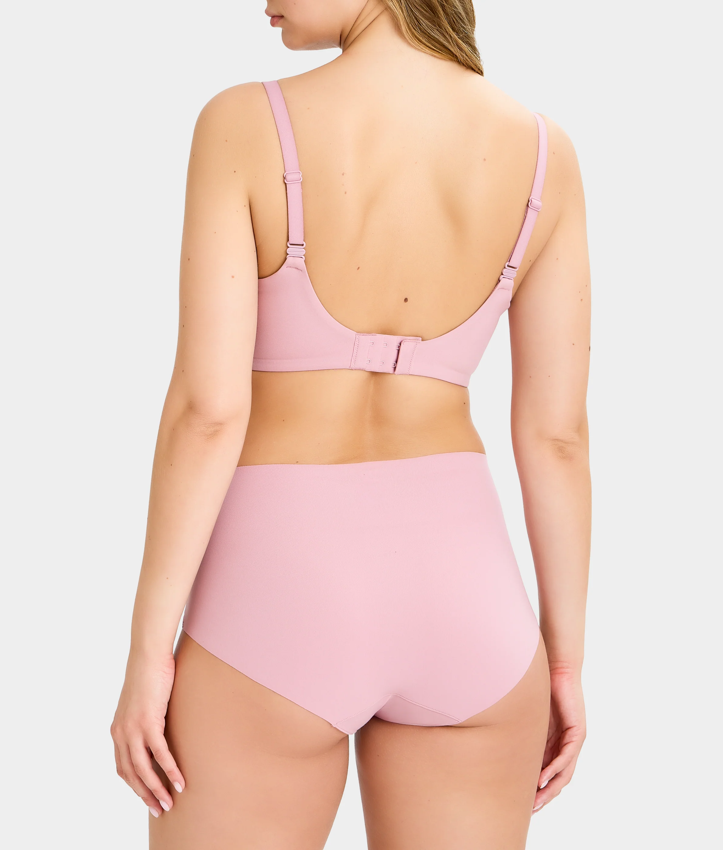The Easy Everyday No Show Full Brief - Image 112