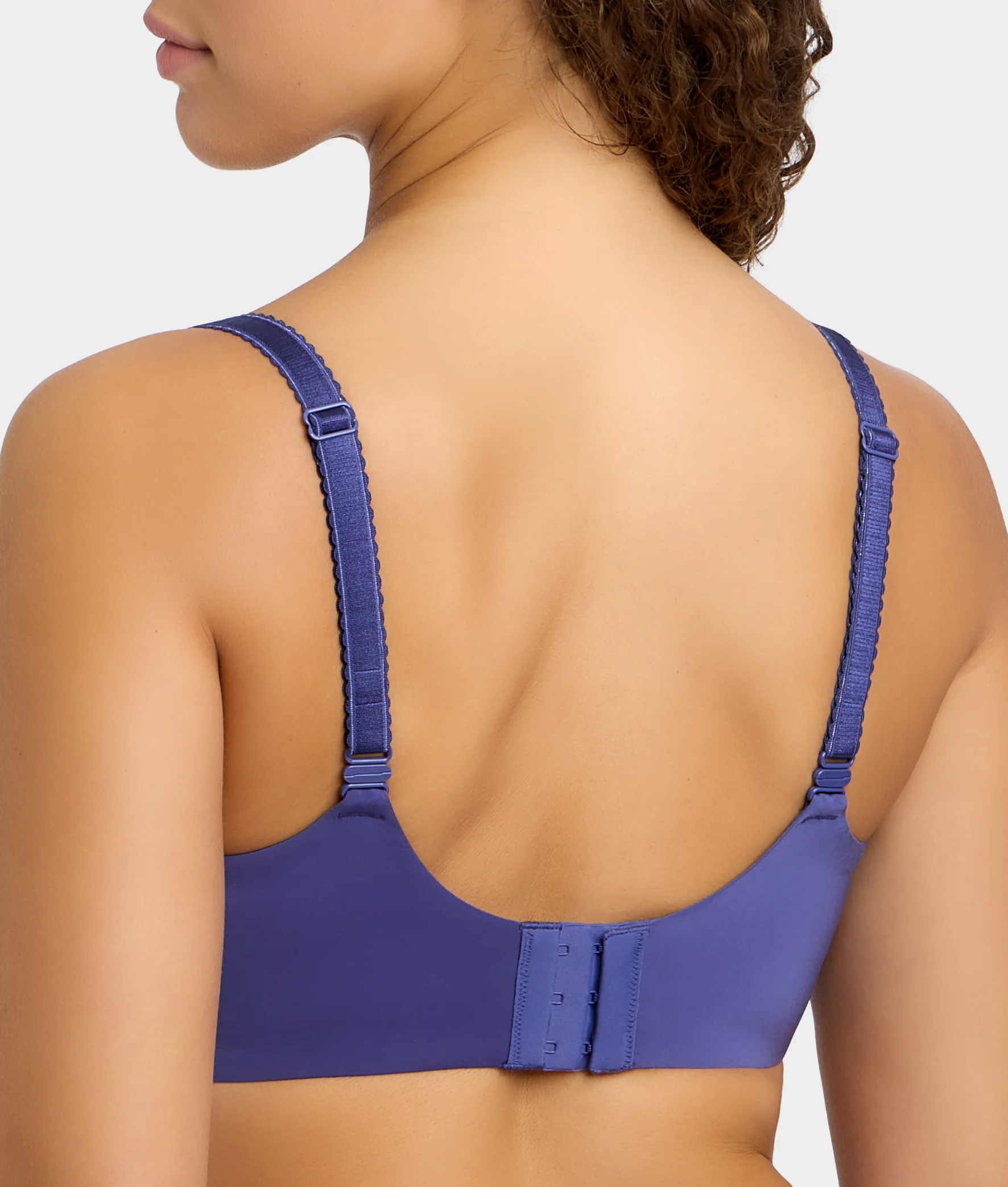The Favorite Wire-Free Smoothing T-Shirt Bra - Image 15