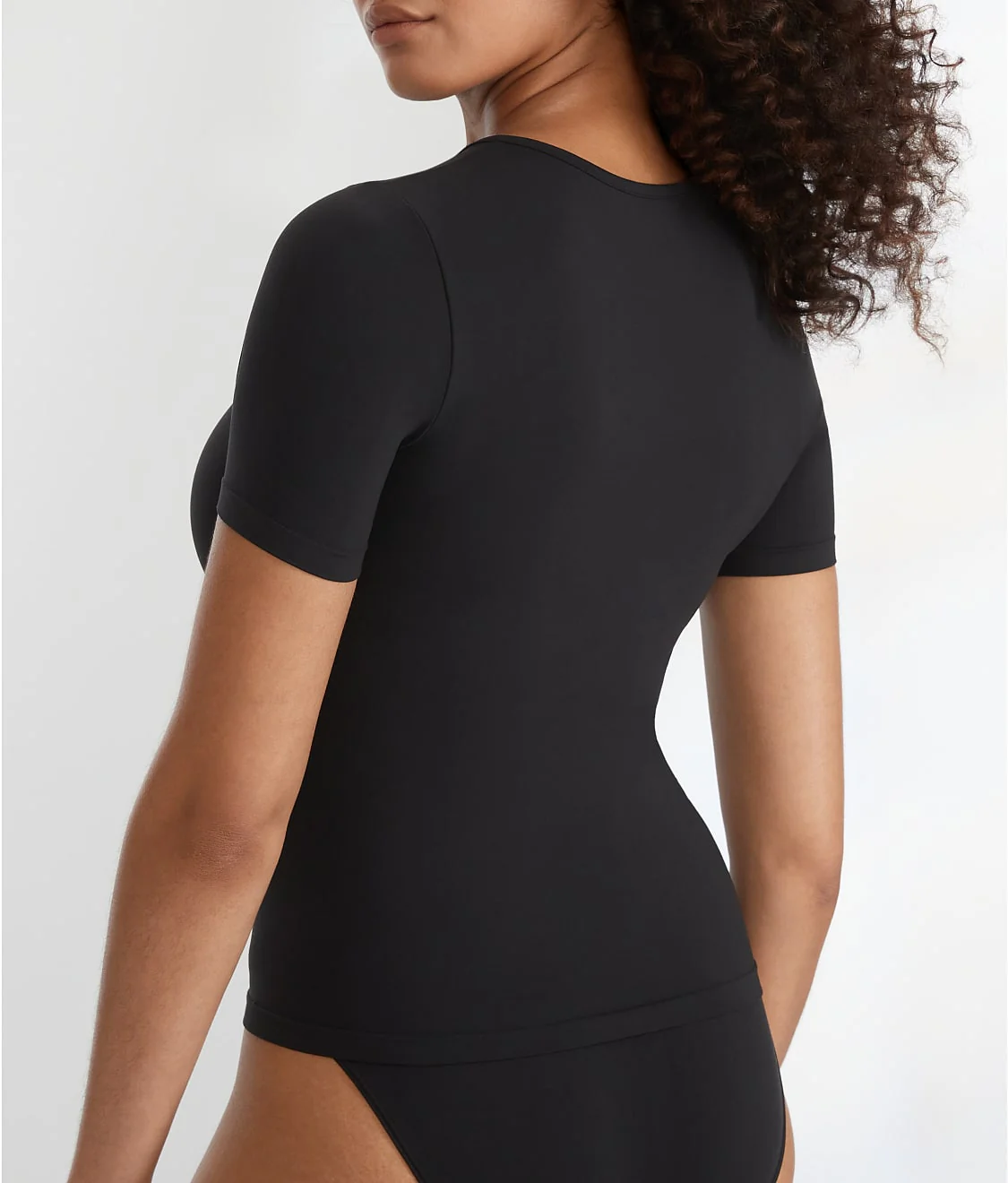 The Smoothing Seamless T-Shirt - Image 12