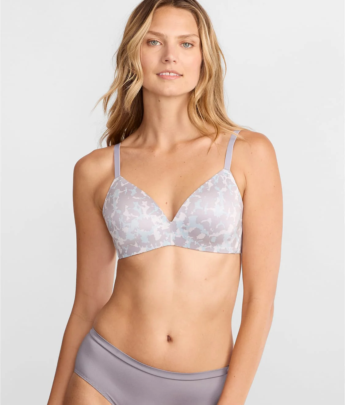 Future Foundation Wire-Free Plunge T-Shirt Bra - Image 51