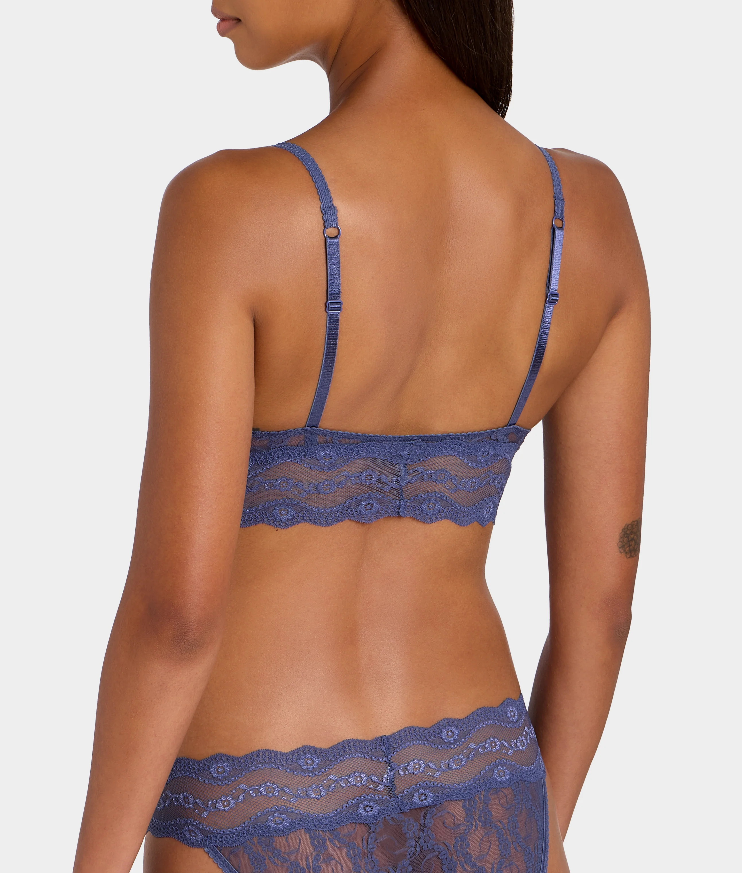 Lace Kiss Bralette - Image 11
