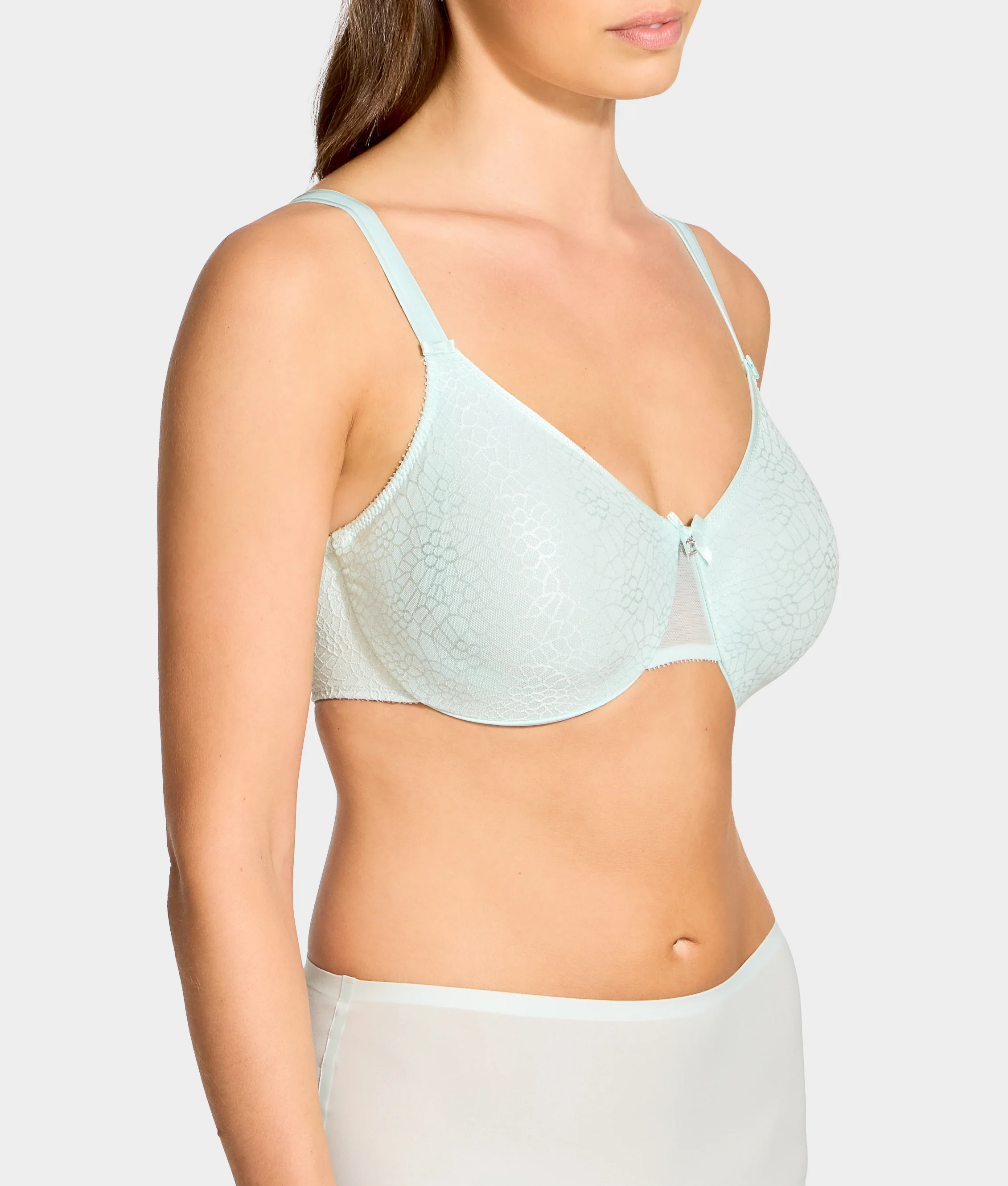 C Magnifique Minimizer Bra - Image 7