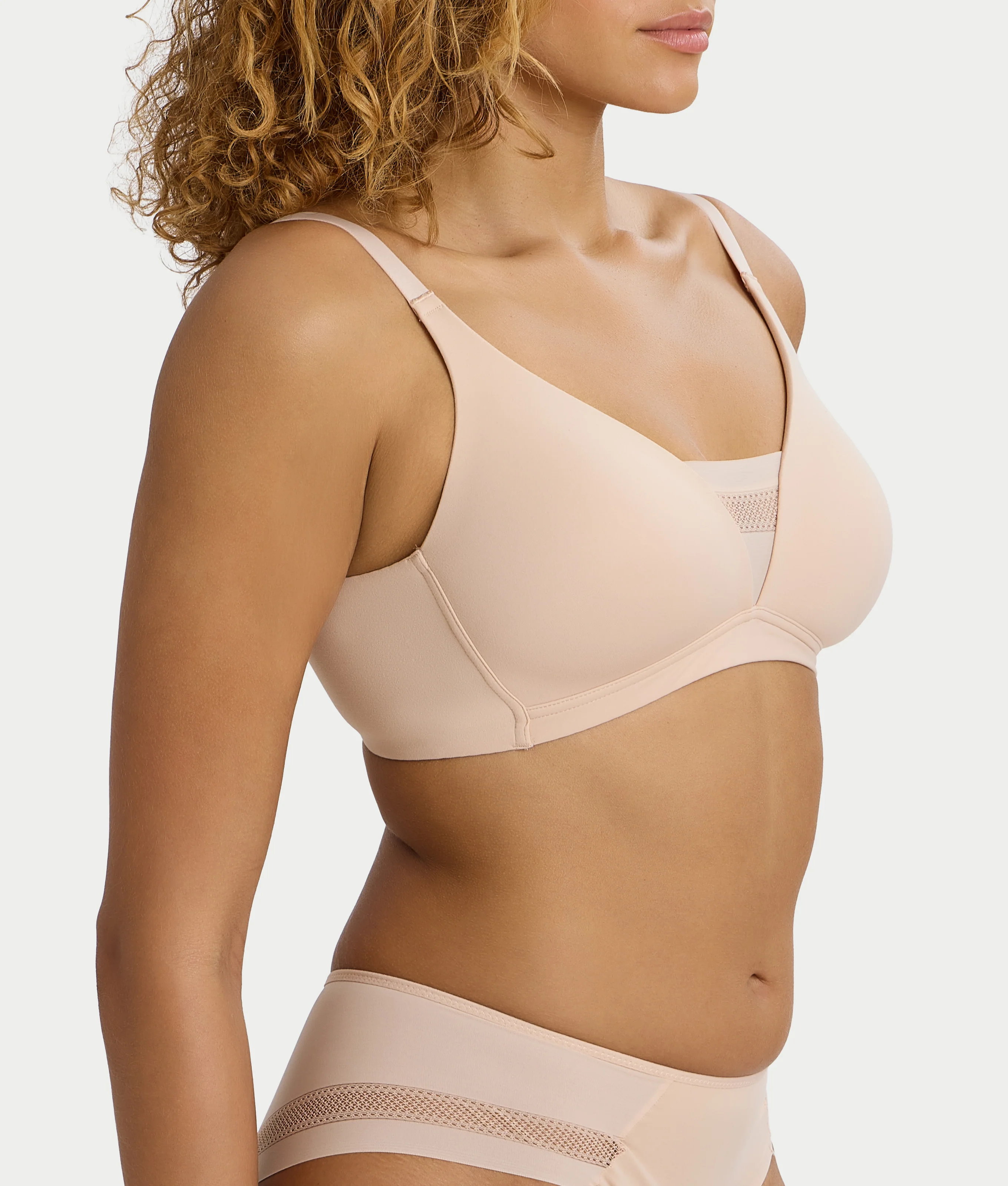 Easy Bliss Wire-Free T-Shirt Bra - Image 9