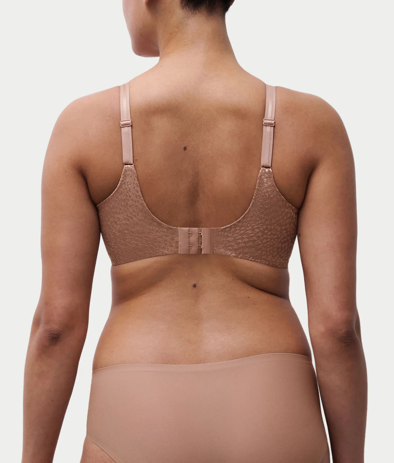 Magique Back Smoothing Minimizer Bra - Image 2