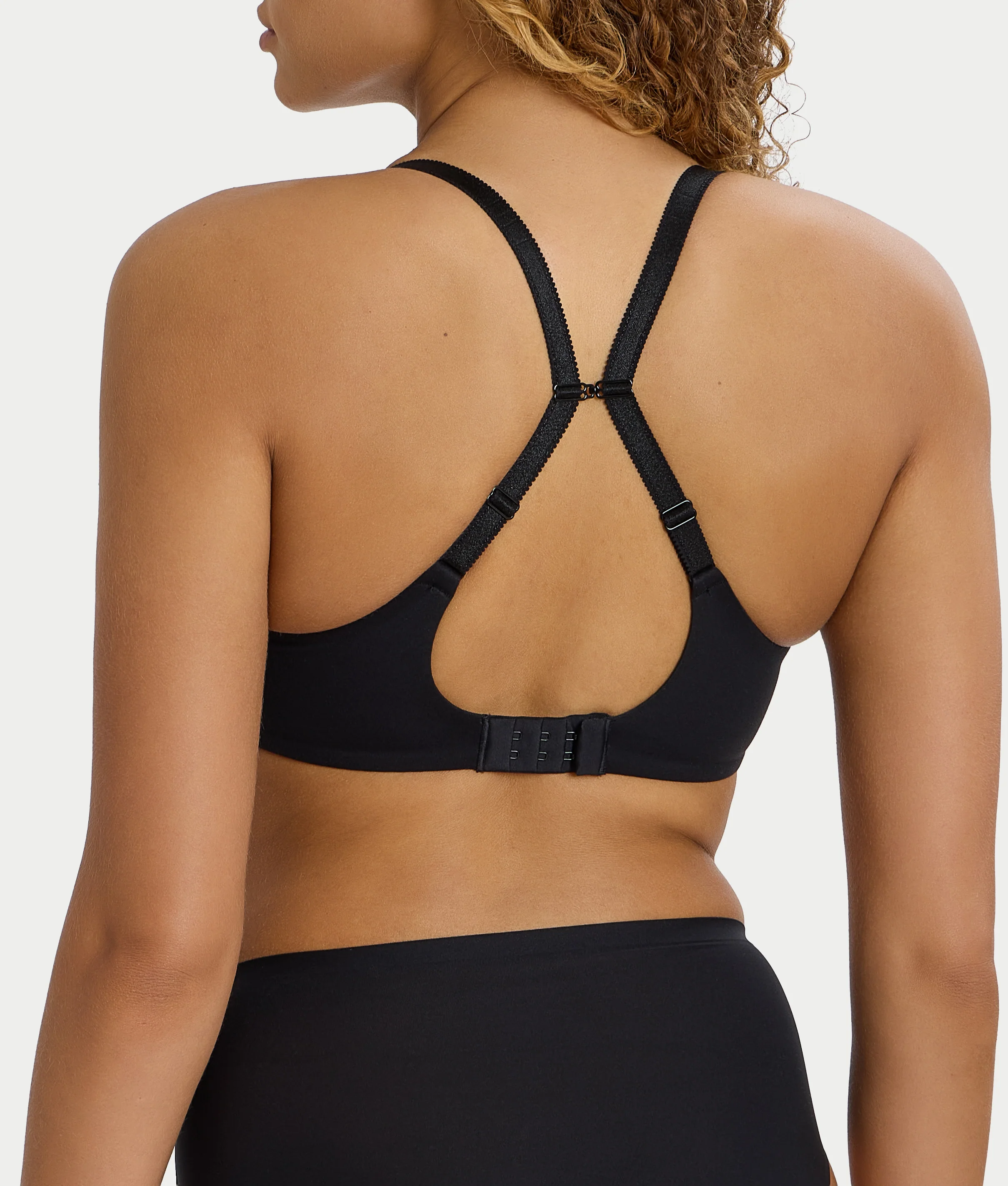 Norah Chic Plunge T-Shirt Bra  - Image 9