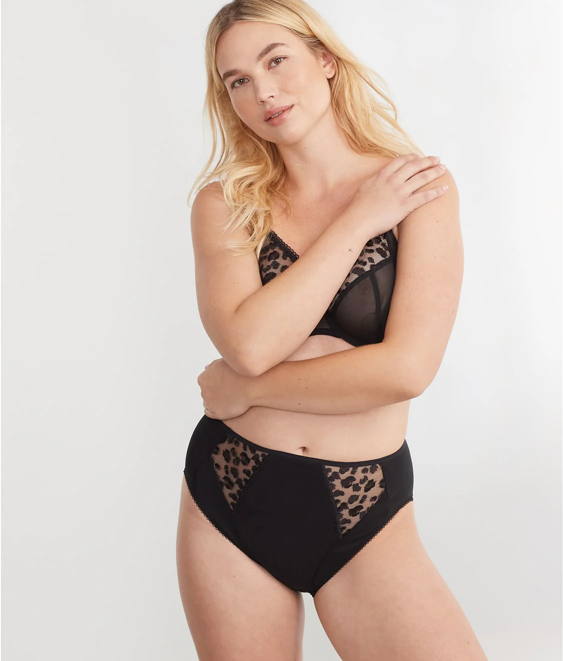 Namrah Hi-Cut Brief - Image 3