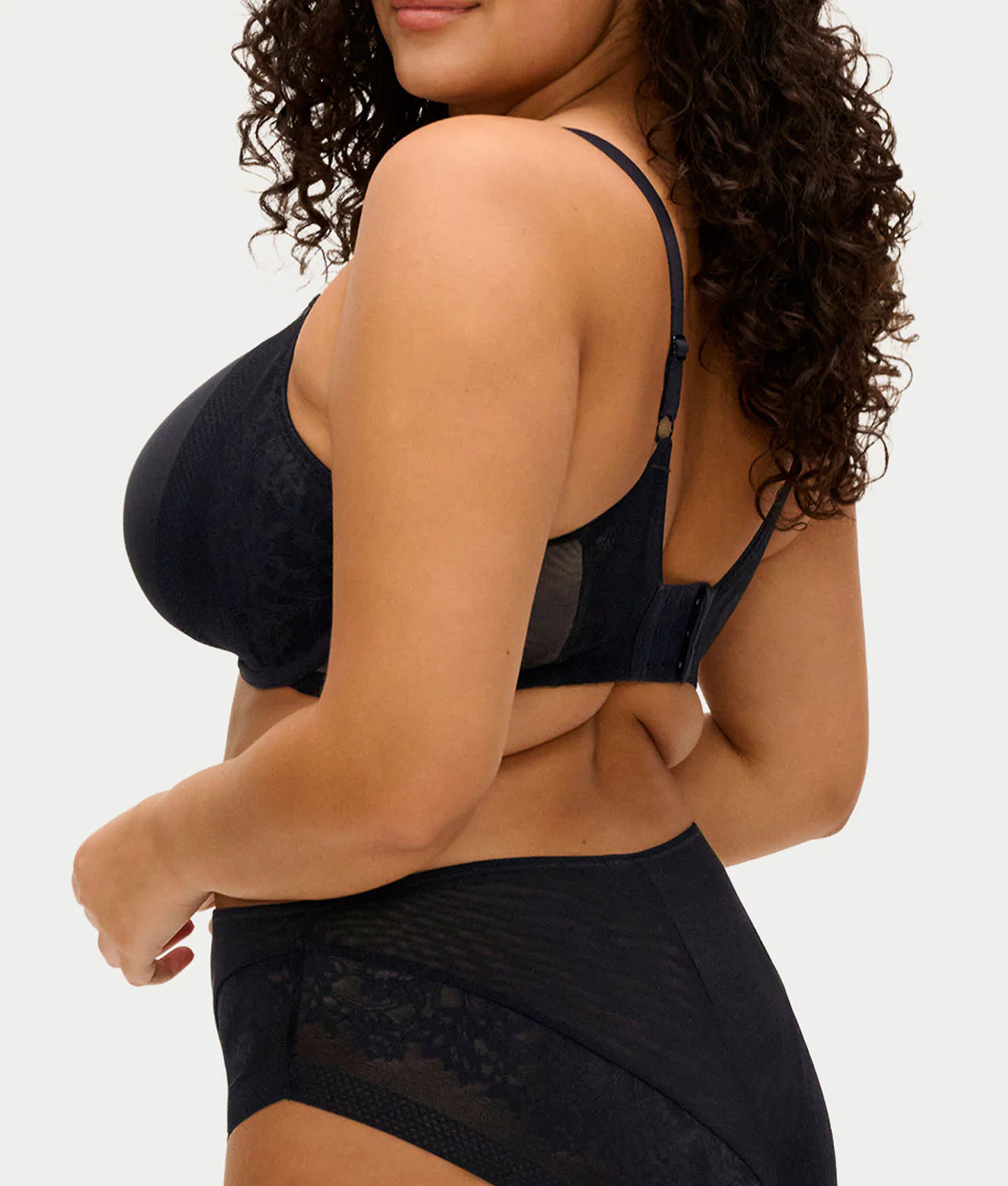 Nerina Spacer T-Shirt Bra - Image 20
