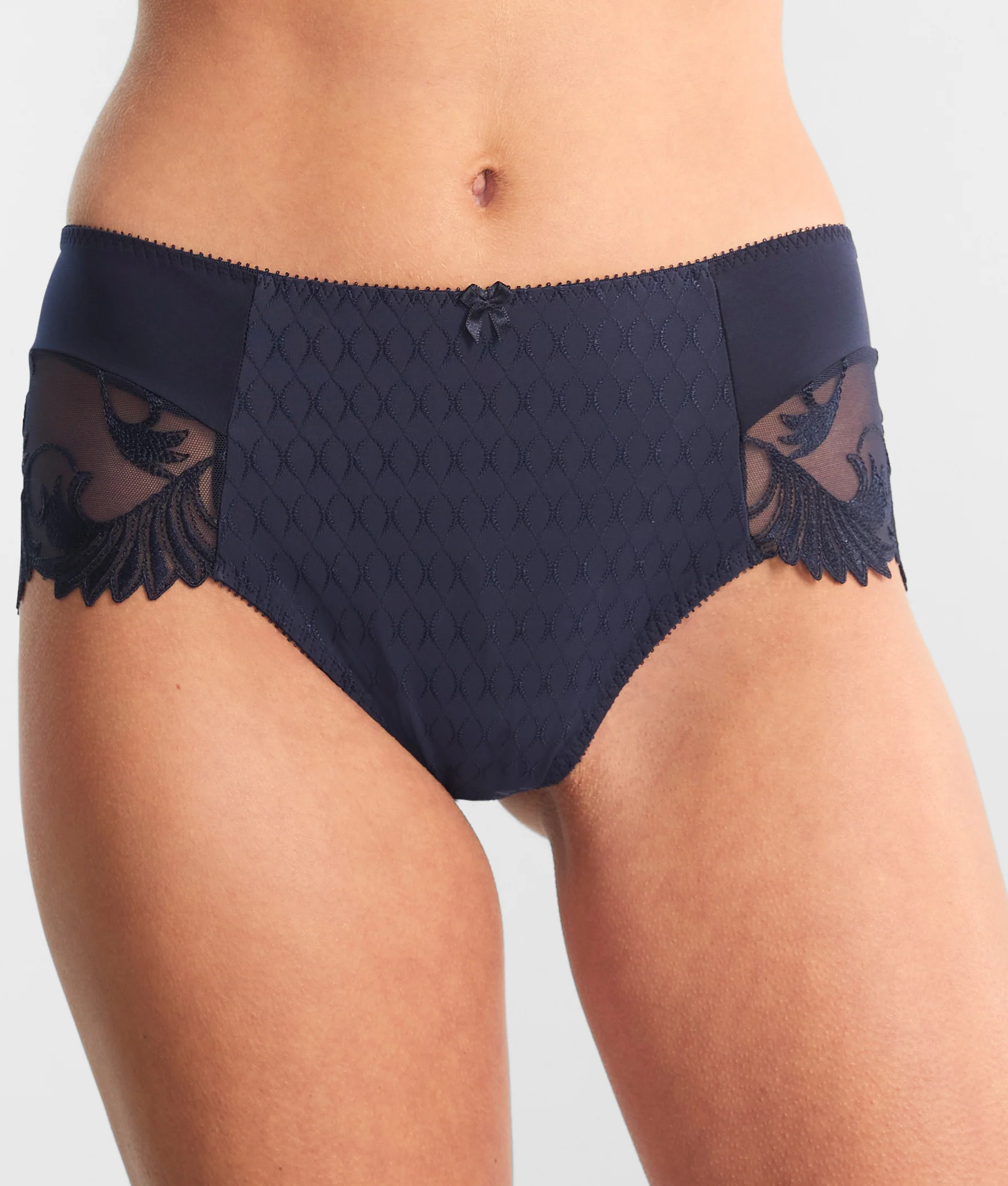 Thalia Brief - Image 3