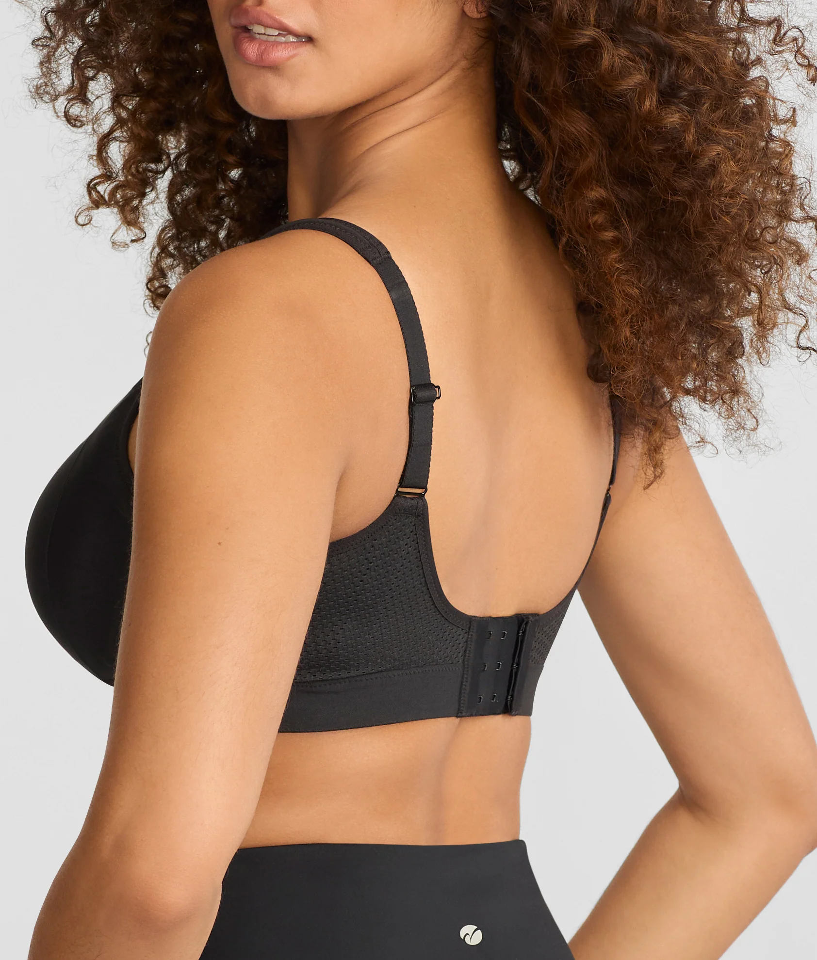 Elevate High Impact Underwire Sports Bra - Image 3