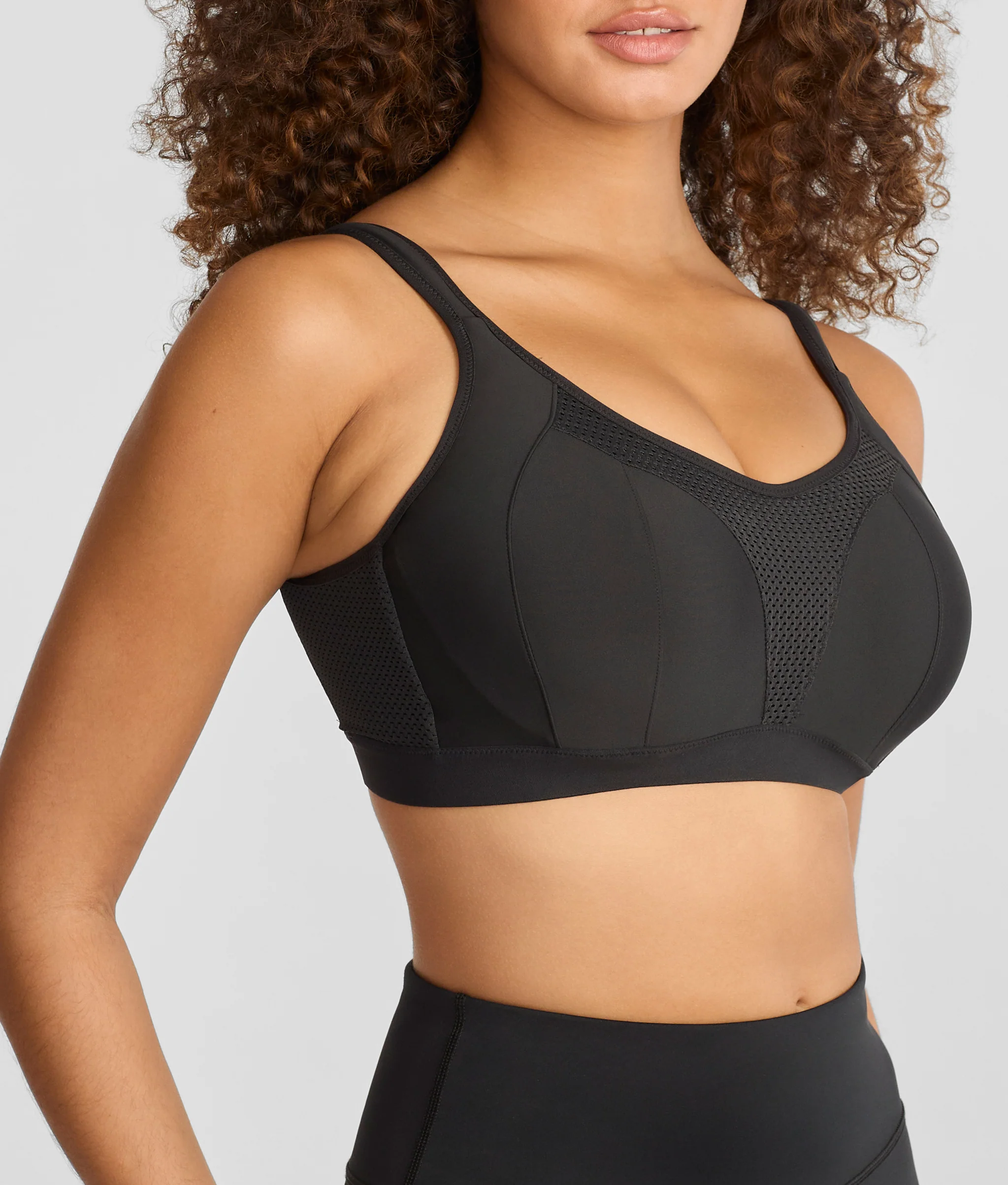 Elevate High Impact Underwire Sports Bra - Image 4