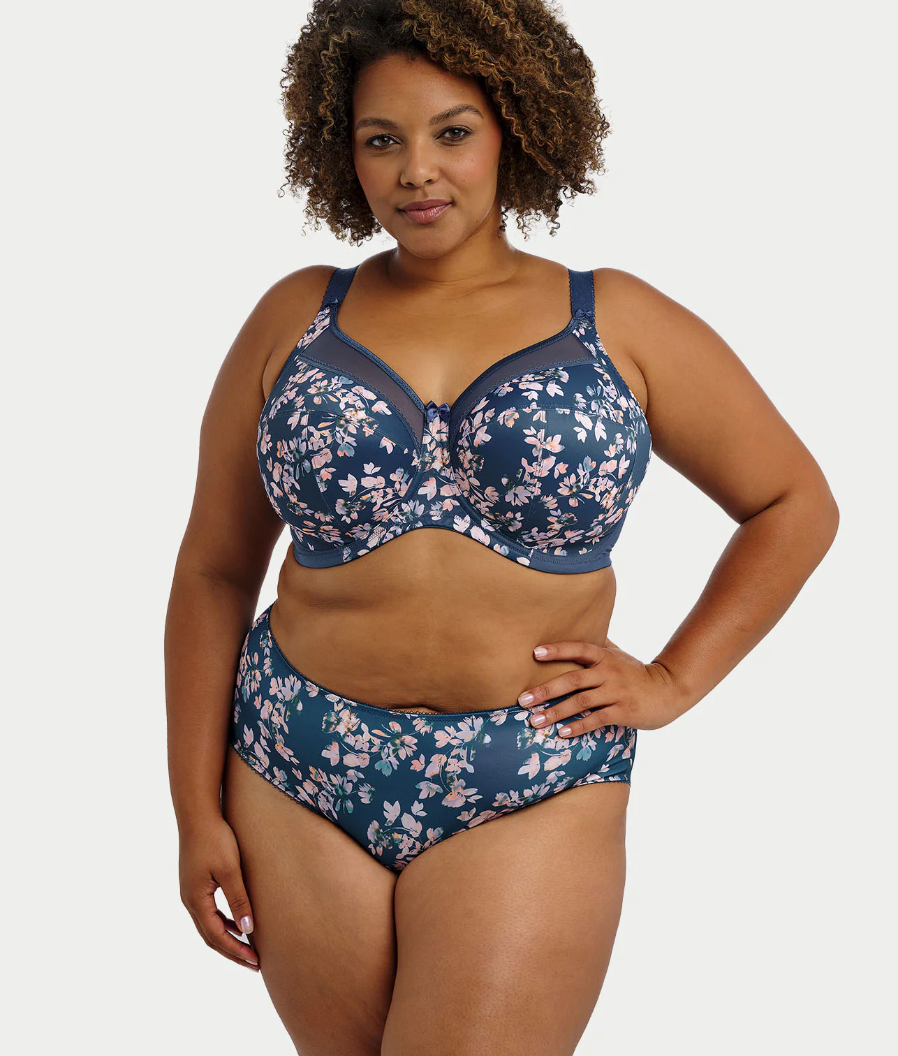 Kayla Brief - Image 13