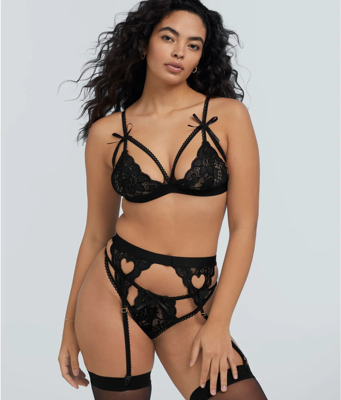 Cage Lace Wireless Bra & Garter Set