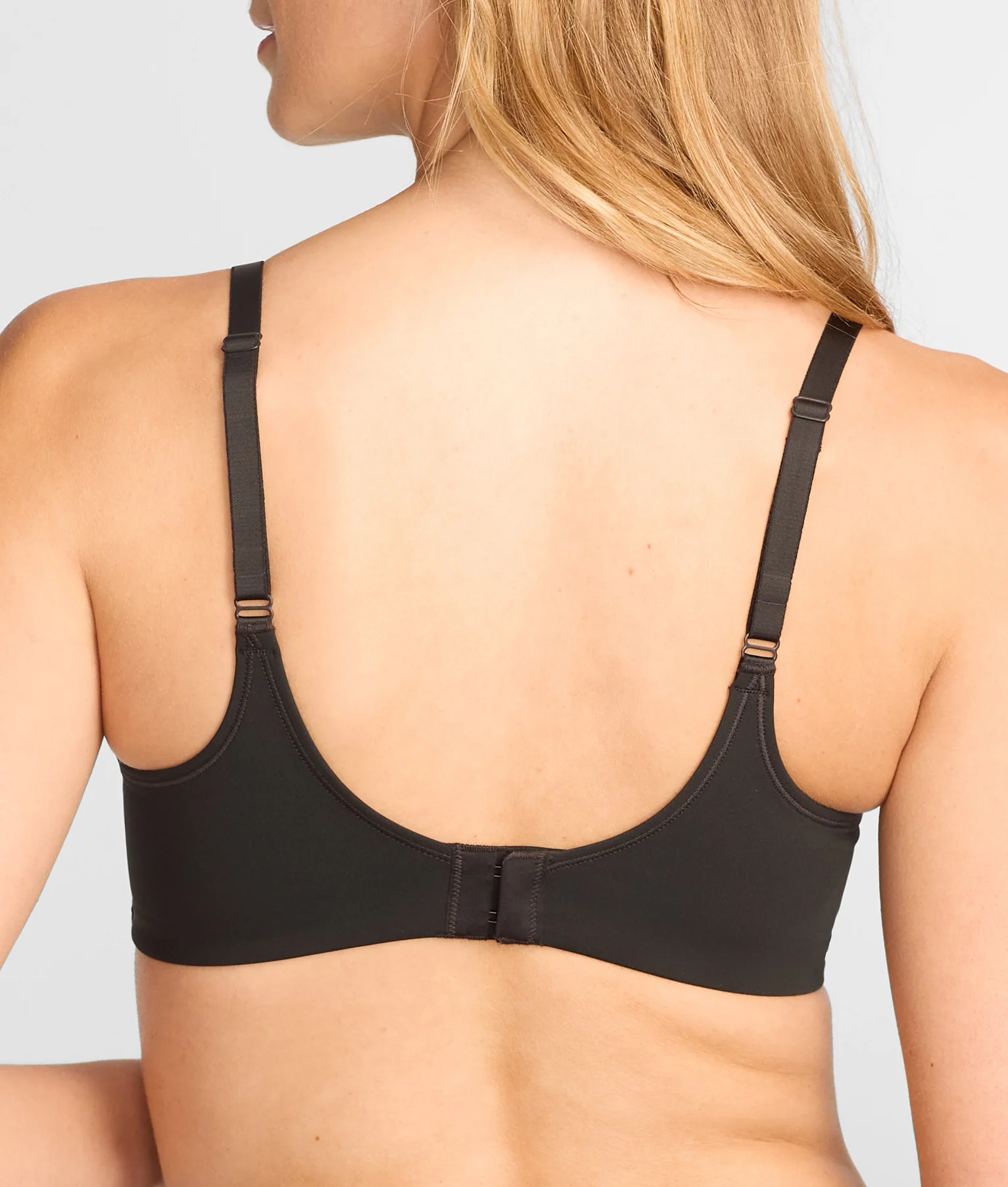 Empower Performance T-Shirt Bra - Image 10