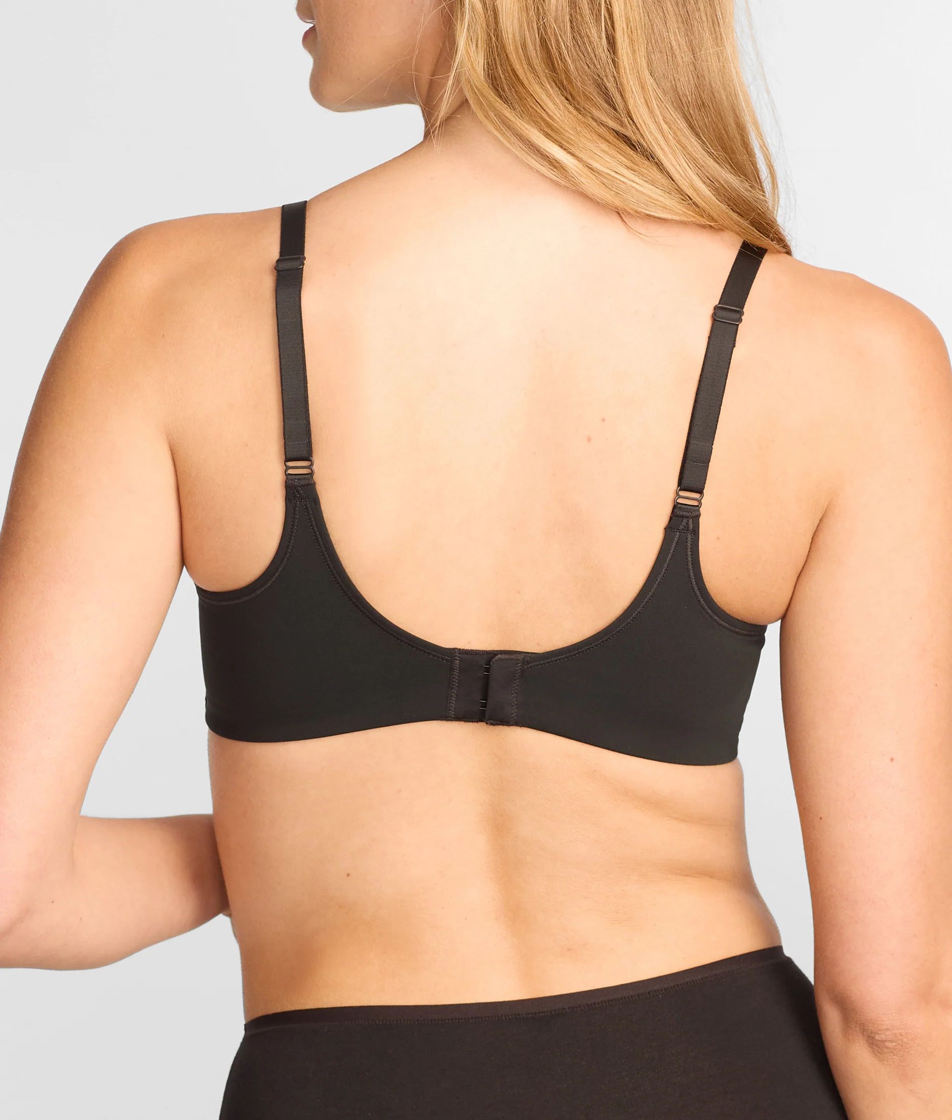 Empower Performance T-Shirt Bra - Image 7