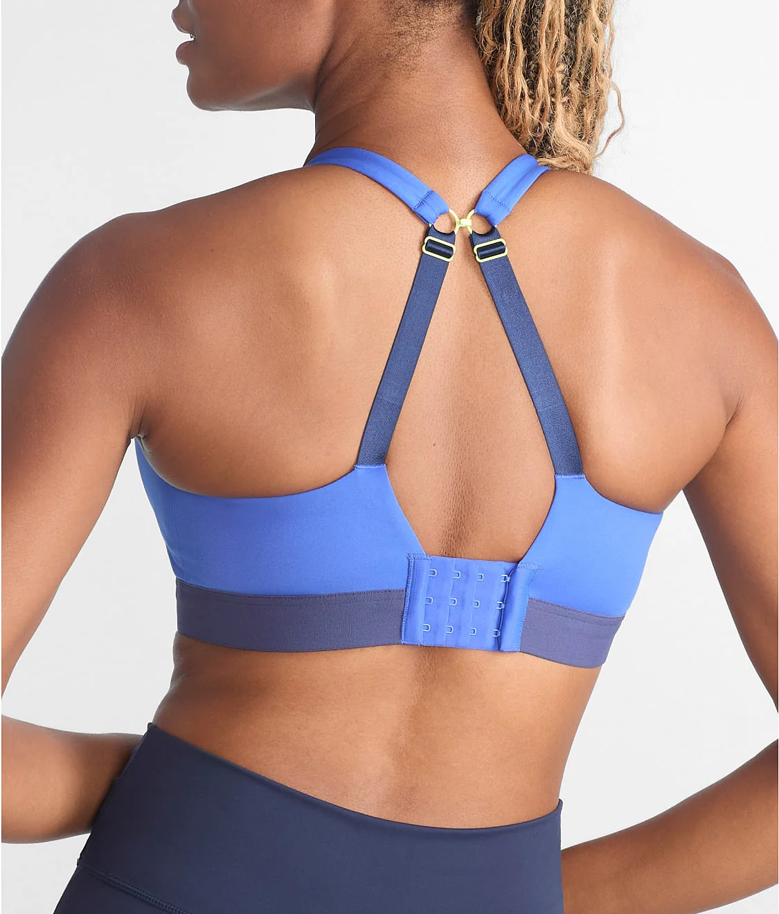 Endurance Underwire Unlined Sports Bra - Image 49