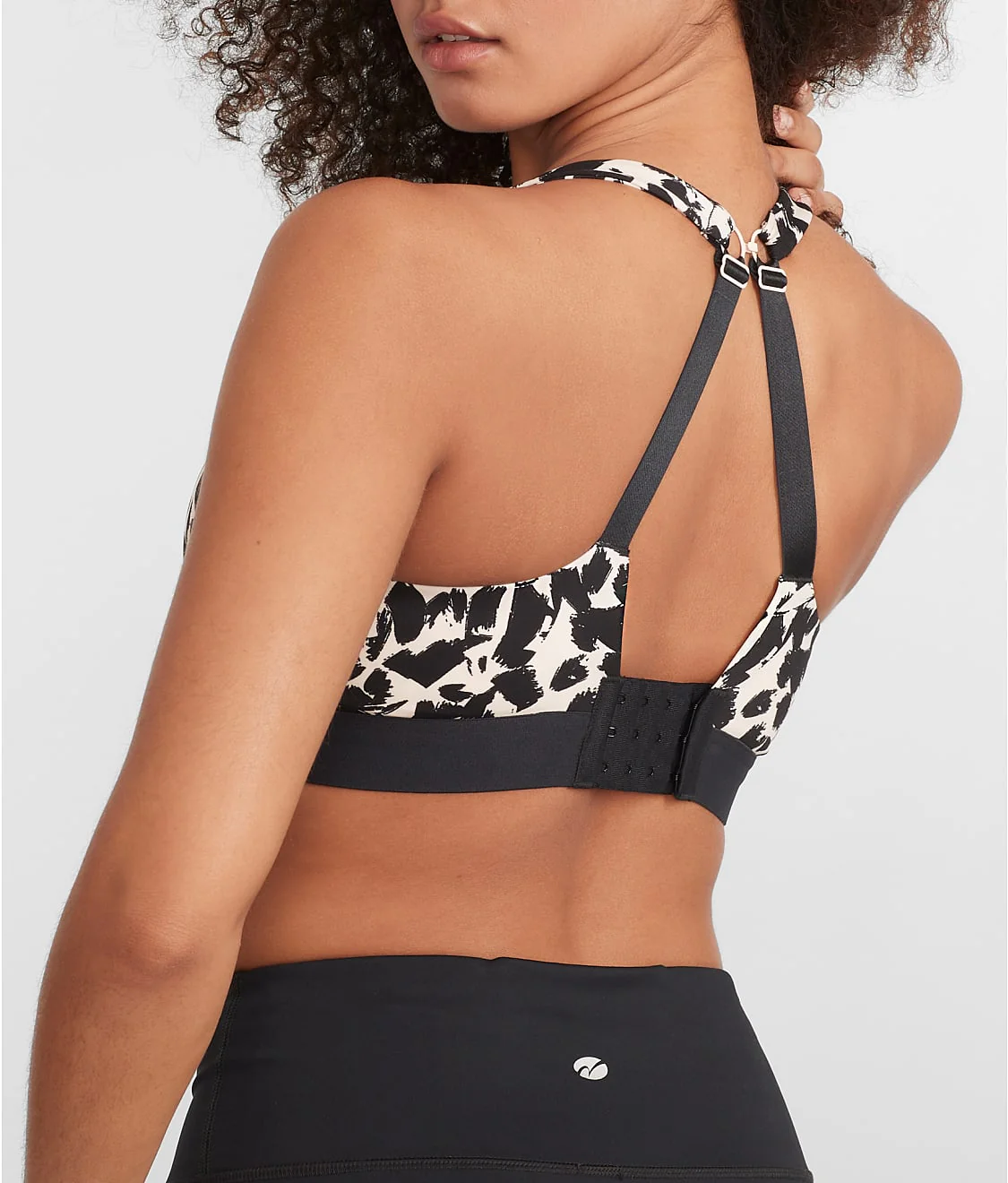 Endurance Underwire Unlined Sports Bra - Image 65