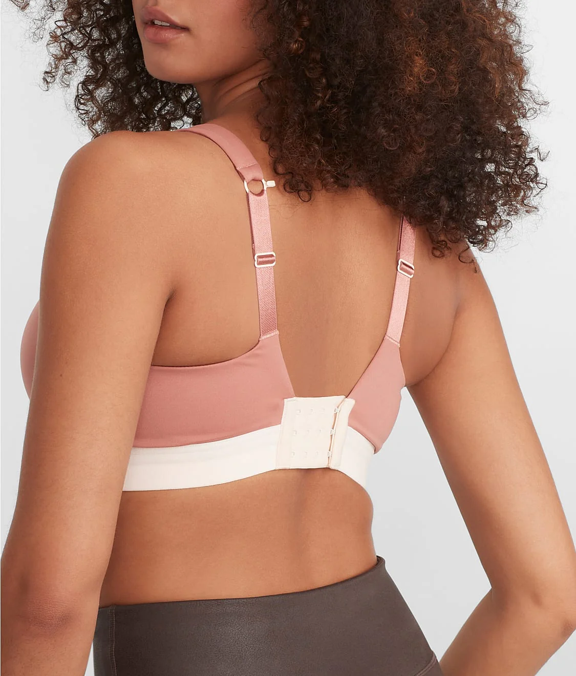 Endurance Underwire Unlined Sports Bra - Image 73