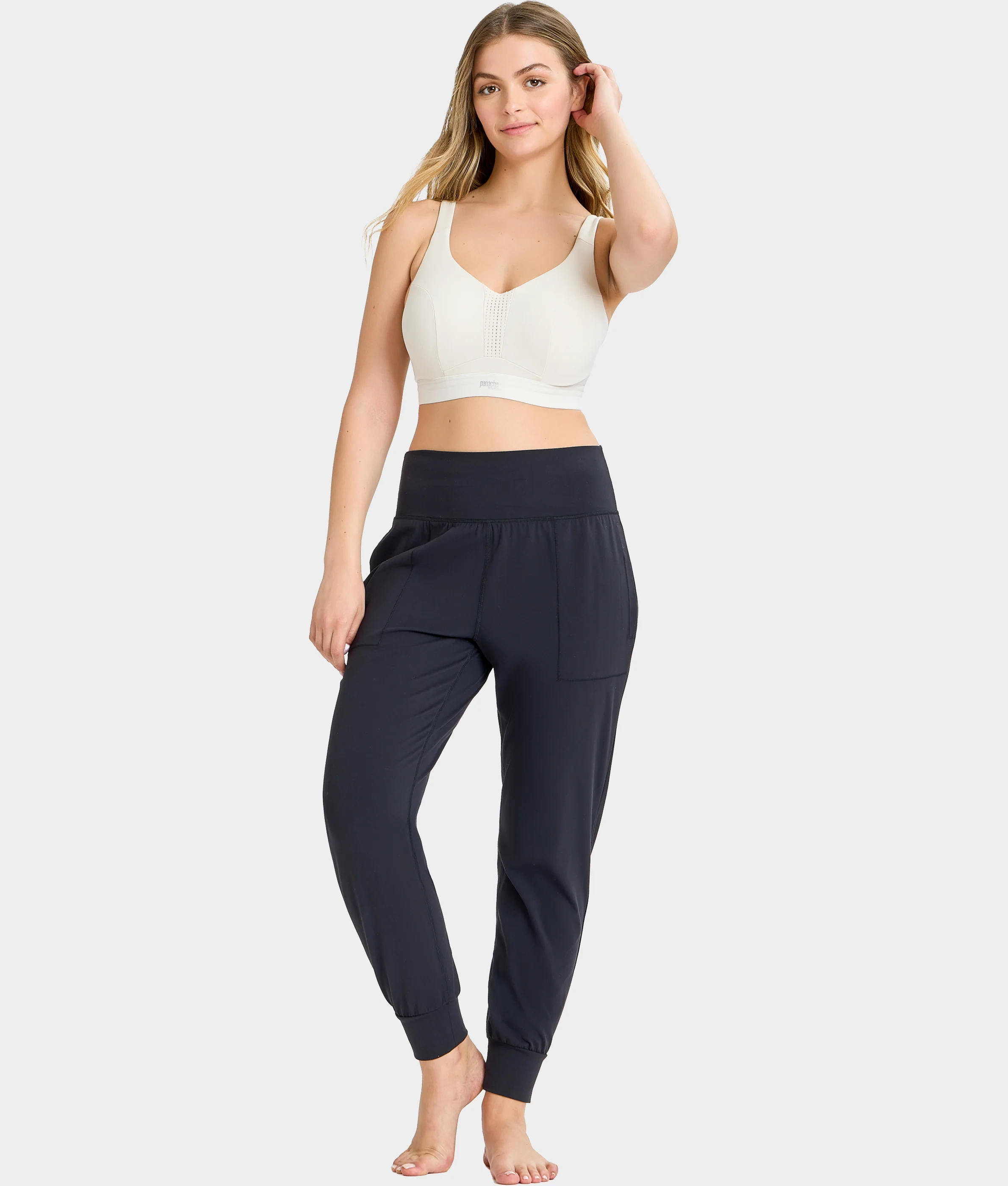 Endurance Underwire Unlined Sports Bra - Image 81