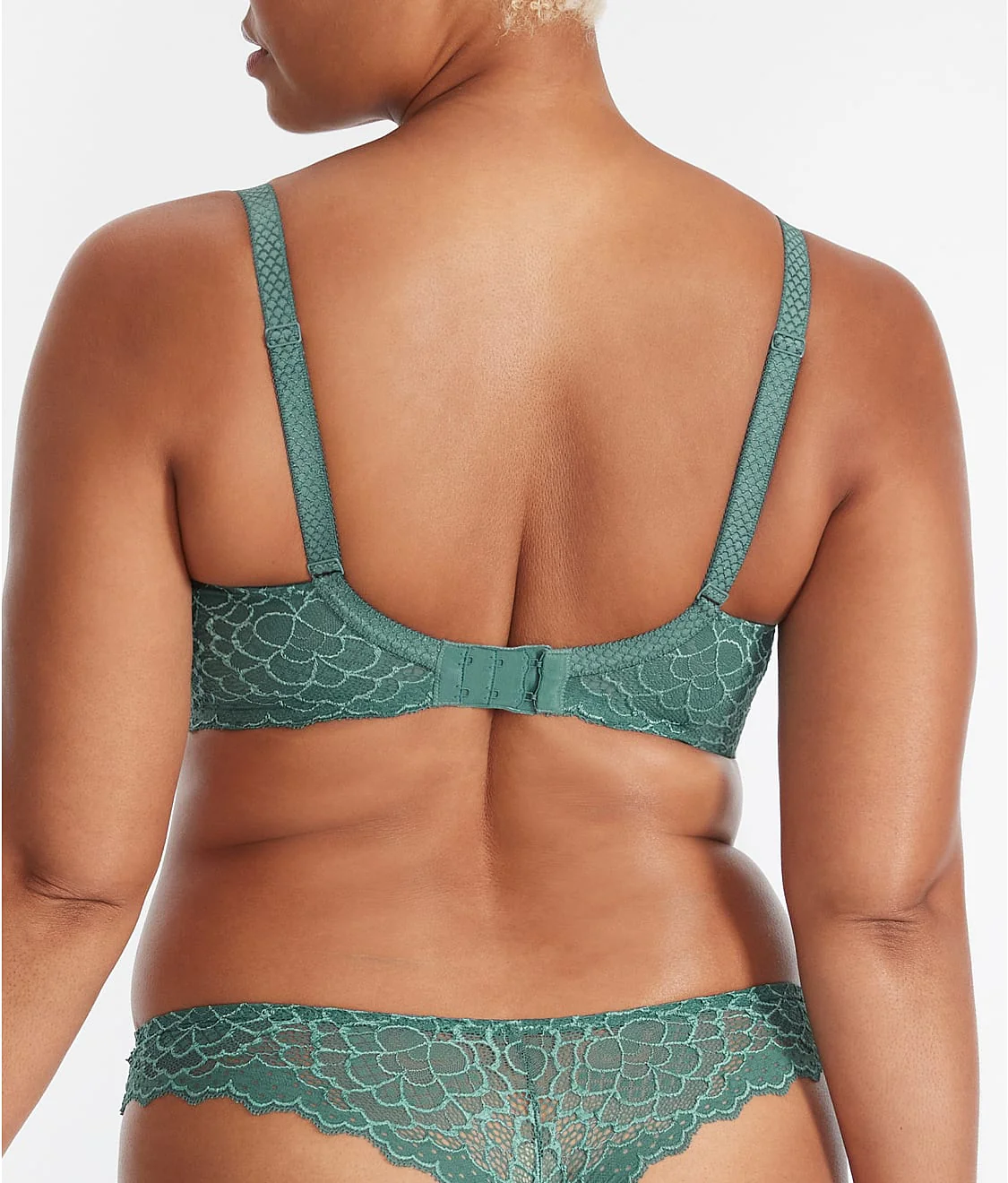 Caresse 3D Plunge T-Shirt Bra - Image 15