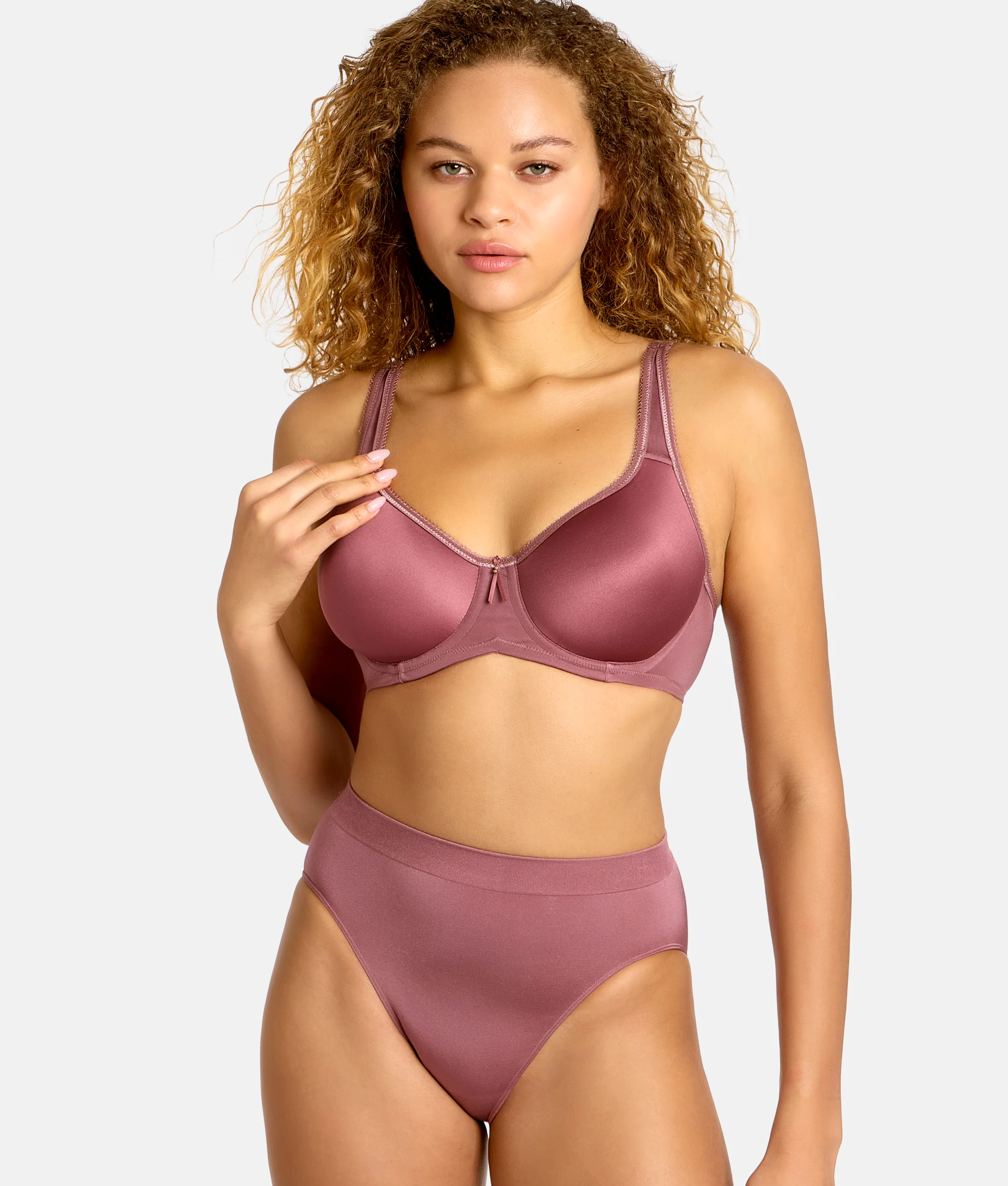 Basic Beauty Spacer T-Shirt Bra - Image 9