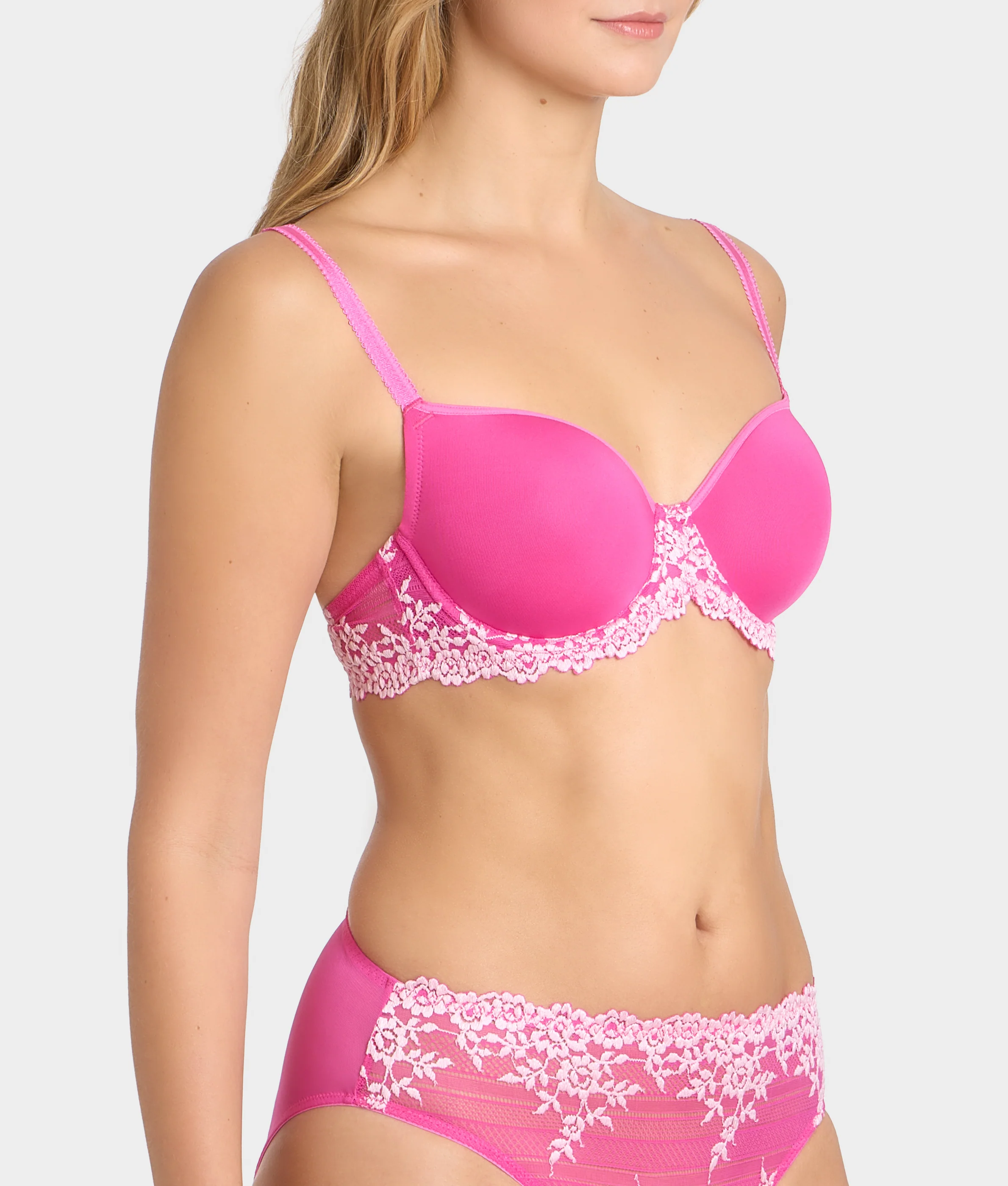 Embrace Lace T-Shirt Bra - Image 10