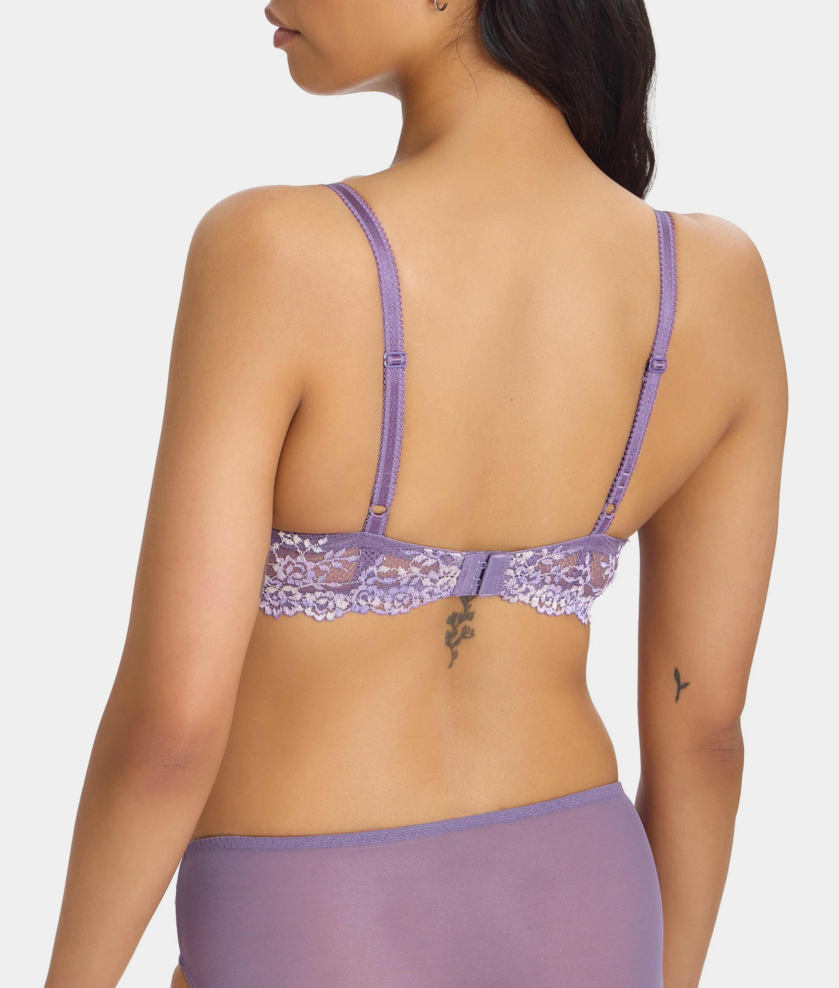 Embrace Lace T-Shirt Bra - Image 30